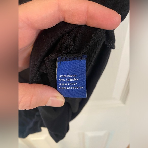 Apt 9 | Black Tee with Tie Knot, Size XS - Picture 3 of 4